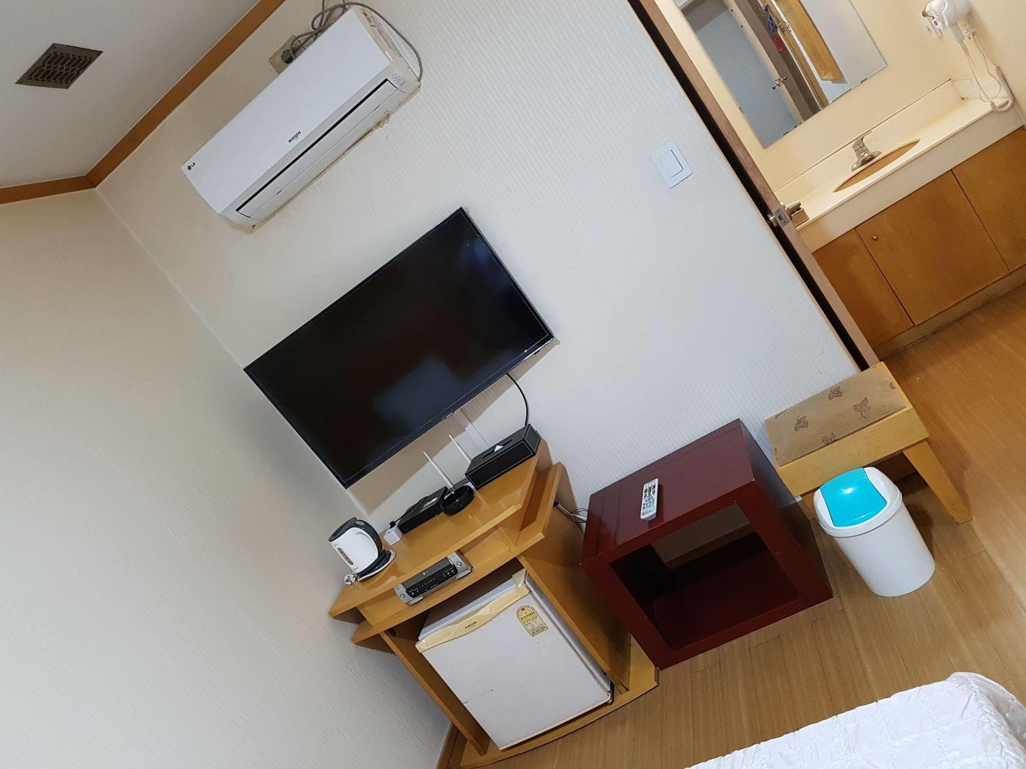 New Boolim Tourist Hotel โซล ภายนอก รูปภาพ
