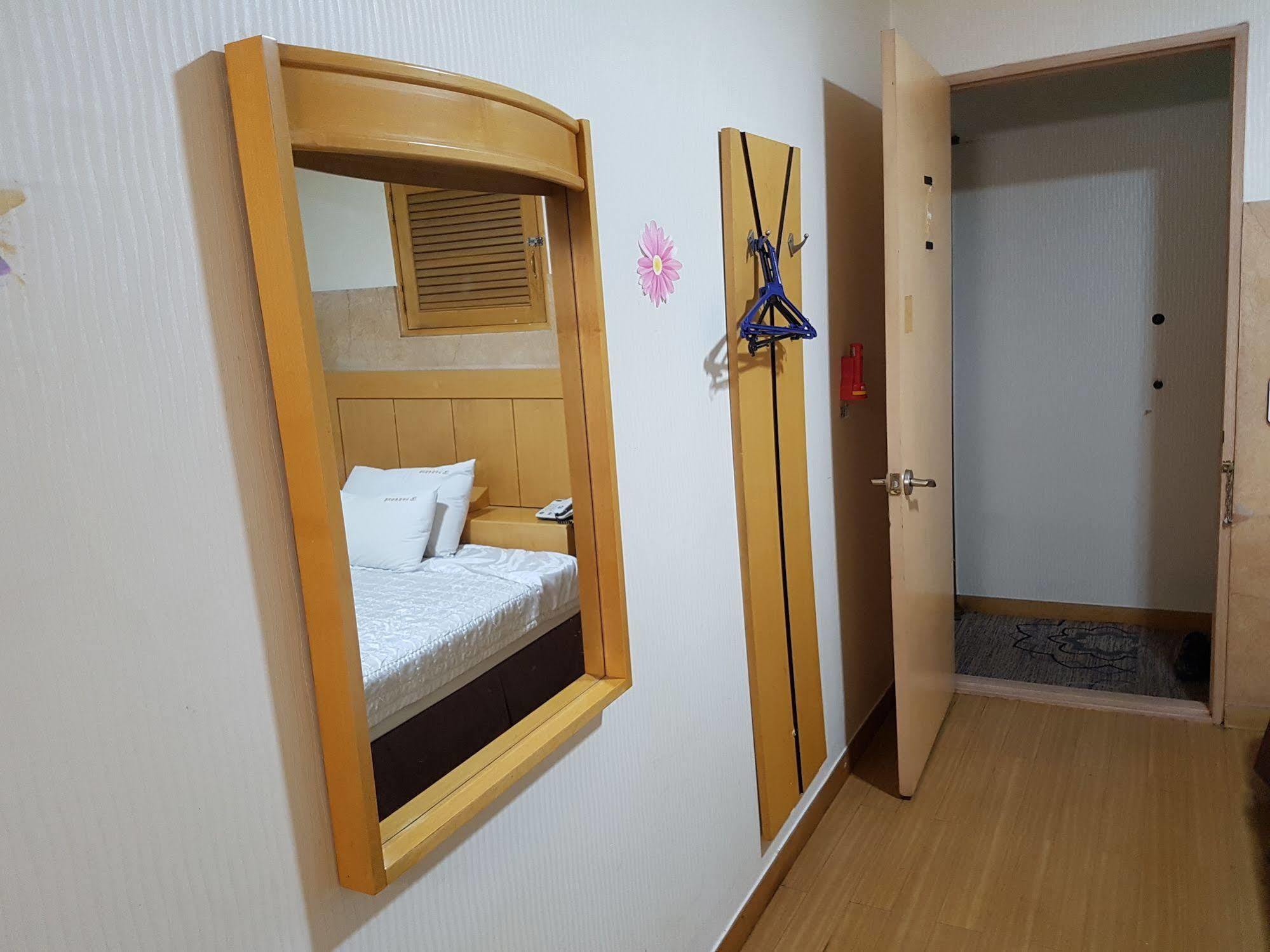 New Boolim Tourist Hotel โซล ภายนอก รูปภาพ